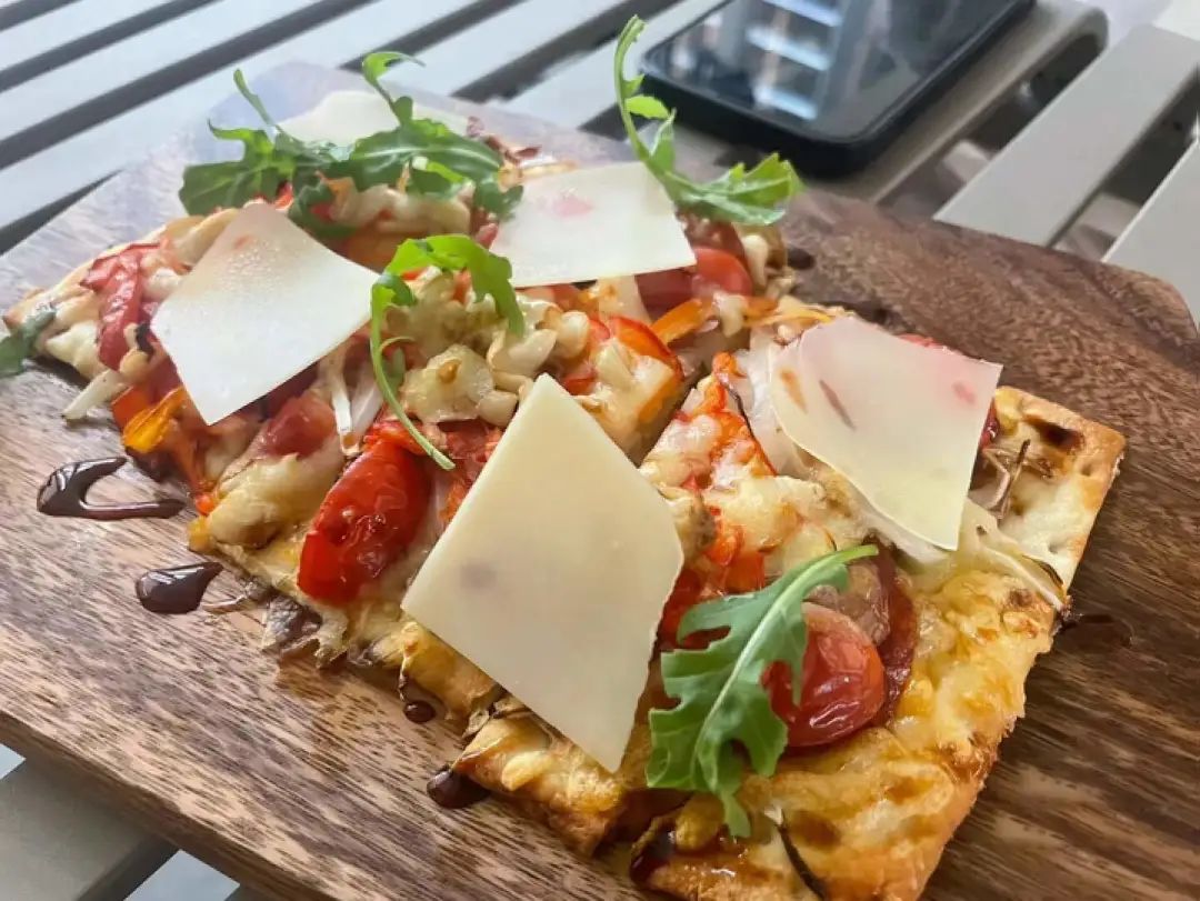 火热的披萨：有人连亏三年、有人扩张2500家